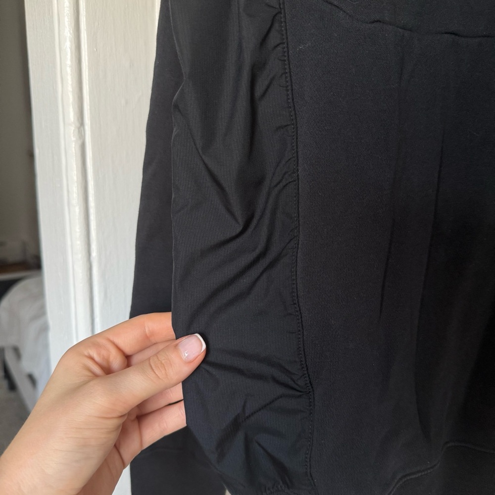Nike Air Men's Crewneck Black Sweater - Picture 3 of 3